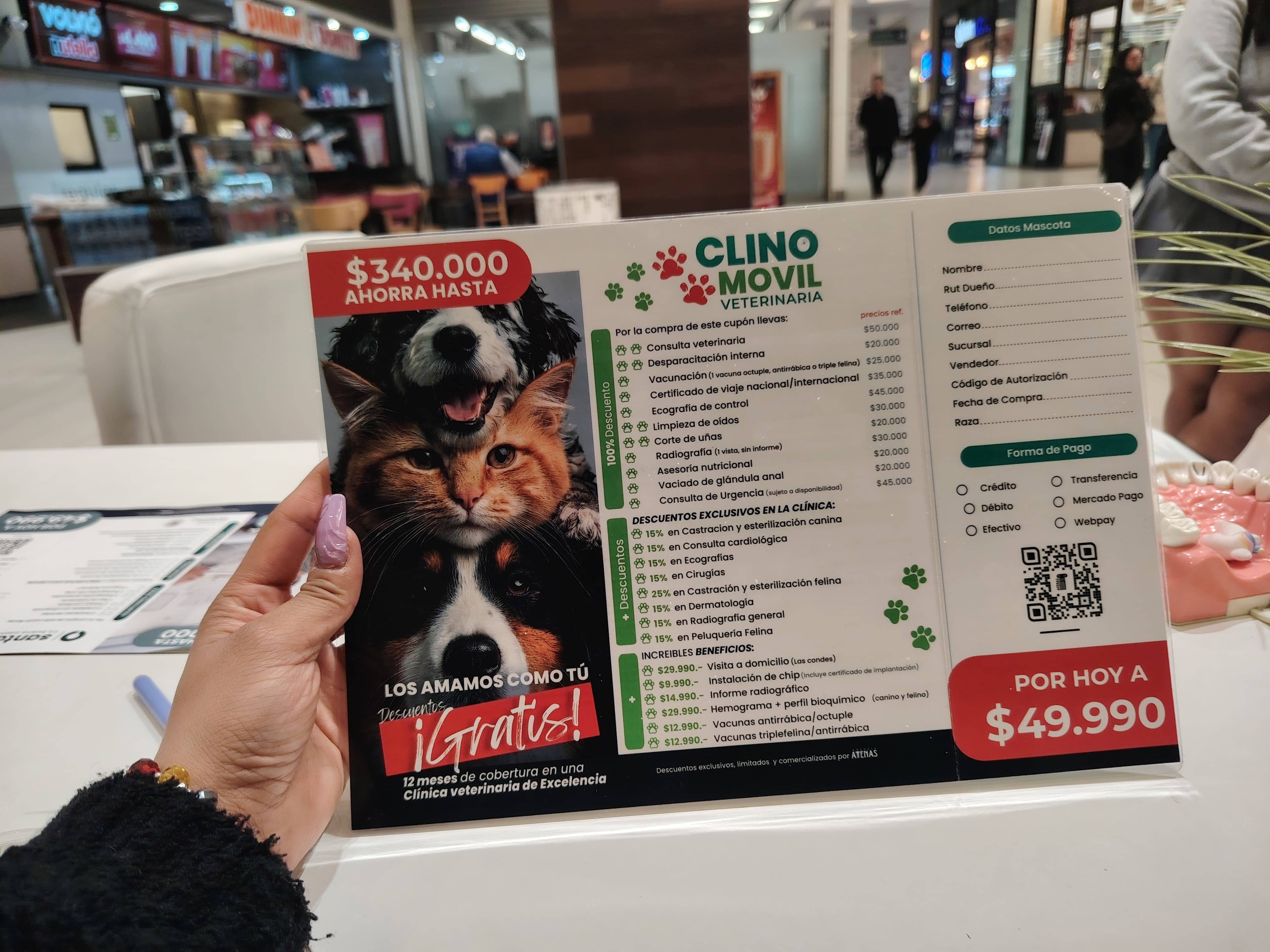 Cupón por 1 año prácticamente gratis en stgo. No es un seguro, es una única inversión. Sirve para clientes nuevos de la veterinaria y el año de beneficios comienza cuando visites por primera vez la clínica 